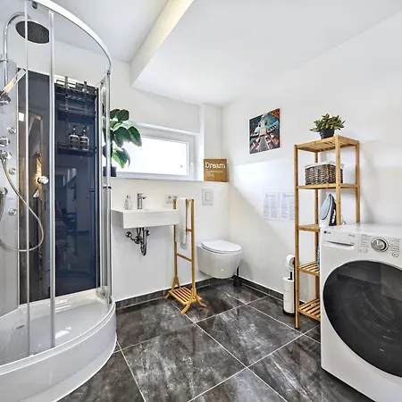 Designer Loft Fuer Bis Zu 15, Whirlpool, Infrarotsauna, Billard, Pokertisch, 2 Baeder شقة *