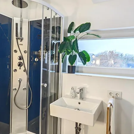 شقة Designer Loft Fuer Bis Zu 15, Whirlpool, Infrarotsauna, Billard, Pokertisch, 2 Baeder نورنبيرغ