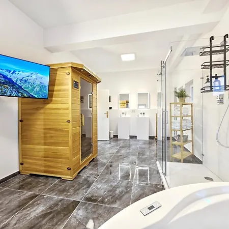 Designer Loft Fuer Bis Zu 15, Whirlpool, Infrarotsauna, Billard, Pokertisch, 2 Baeder * نورنبيرغ