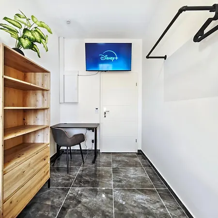 Apartment Designer Loft Fuer Bis Zu 15, Whirlpool, Infrarotsauna, Billard, Pokertisch, 2 Baeder