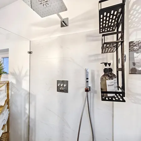 Designer Loft Fuer Bis Zu 15, Whirlpool, Infrarotsauna, Billard, Pokertisch, 2 Baeder نورنبيرغ