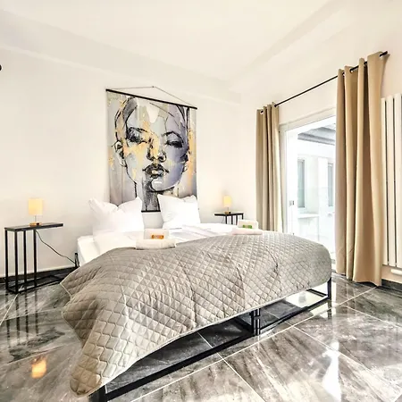 Designer Loft Fuer Bis Zu 15, Whirlpool, Infrarotsauna, Billard, Pokertisch, 2 Baeder نورنبيرغ