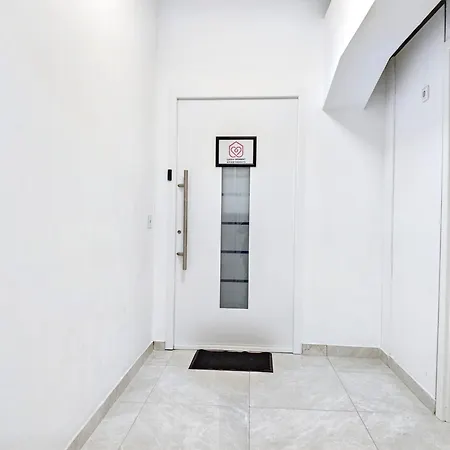 Designer Loft Fuer Bis Zu 15, Whirlpool, Infrarotsauna, Billard, Pokertisch, 2 Baeder نورنبيرغ
