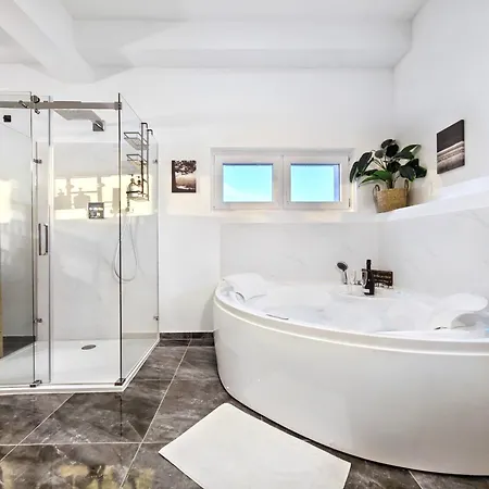 Designer Loft Fuer Bis Zu 15, Whirlpool, Infrarotsauna, Billard, Pokertisch, 2 Baeder شقة *