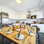 Designer Loft Fuer Bis Zu 15, Whirlpool, Infrarotsauna, Billard, Pokertisch, 2 Baeder דירה *