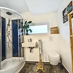 דירה Designer Loft Fuer Bis Zu 15, Whirlpool, Infrarotsauna, Billard, Pokertisch, 2 Baeder *