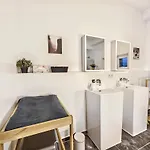 Designer Loft Fuer Bis Zu 15, Whirlpool, Infrarotsauna, Billard, Pokertisch, 2 Baeder דירה *