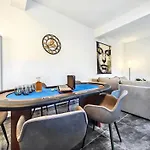 Designer Loft Fuer Bis Zu 15, Whirlpool, Infrarotsauna, Billard, Pokertisch, 2 Baeder דירה נירנברג