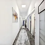 Designer Loft Fuer Bis Zu 15, Whirlpool, Infrarotsauna, Billard, Pokertisch, 2 Baeder * נירנברג