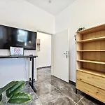 Designer Loft Fuer Bis Zu 15, Whirlpool, Infrarotsauna, Billard, Pokertisch, 2 Baeder דירה נירנברג