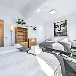 דירה Designer Loft Fuer Bis Zu 15, Whirlpool, Infrarotsauna, Billard, Pokertisch, 2 Baeder נירנברג