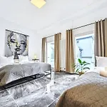 Designer Loft Fuer Bis Zu 15, Whirlpool, Infrarotsauna, Billard, Pokertisch, 2 Baeder *