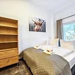 Designer Loft Fuer Bis Zu 15, Whirlpool, Infrarotsauna, Billard, Pokertisch, 2 Baeder נירנברג