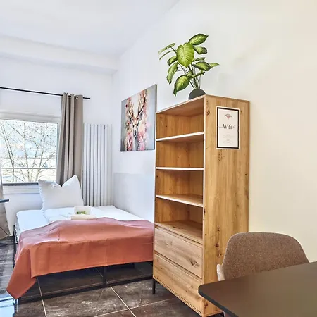 Designer Loft Fuer Bis Zu 15, Whirlpool, Infrarotsauna, Billard, Pokertisch, 2 Baeder דירה