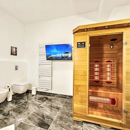 דירה Designer Loft Fuer Bis Zu 15, Whirlpool, Infrarotsauna, Billard, Pokertisch, 2 Baeder *
