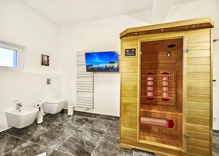Apartment Designer Loft Für Bis Zu 15, Whirlpool, Infrarotsauna, Billard, Pokertisch, 2 Bäder Nürnberg