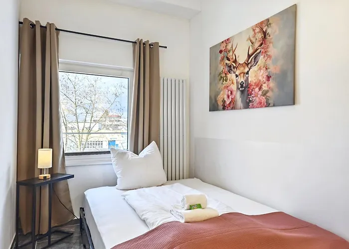 Designer Loft Für Bis Zu 15, Whirlpool, Infrarotsauna, Billard, Pokertisch, 2 Bäder Apartment