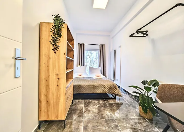 Appartamento Designer Loft Fuer Bis Zu 15, Whirlpool, Infrarotsauna, Billard, Pokertisch, 2 Baeder Norimberga