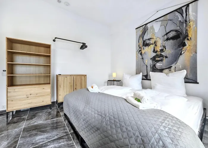 Designer Loft Fuer Bis Zu 15, Whirlpool, Infrarotsauna, Billard, Pokertisch, 2 Baeder *