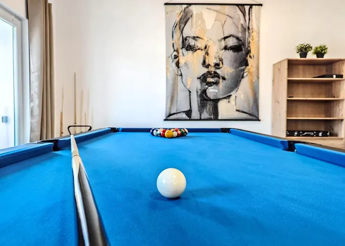 Apartment Designer Loft Für Bis Zu 15, Whirlpool, Infrarotsauna, Billard, Pokertisch, 2 Bäder *